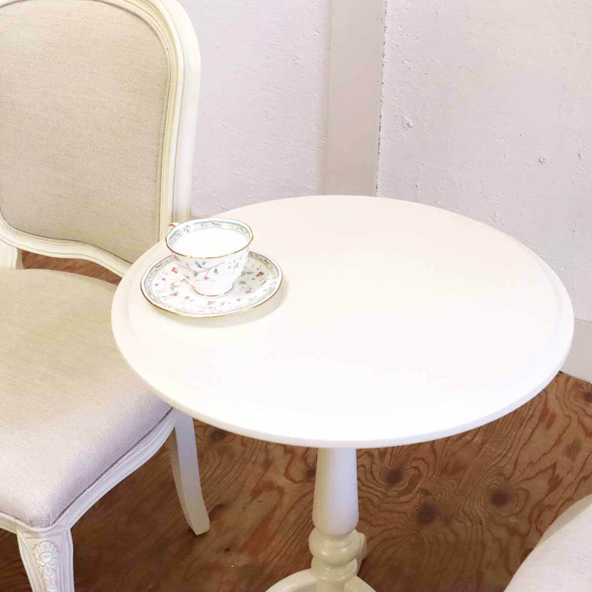 ローラ・アシュレイ / Laura Ashley プロヴァンセル ラウンドランプテーブル 中古