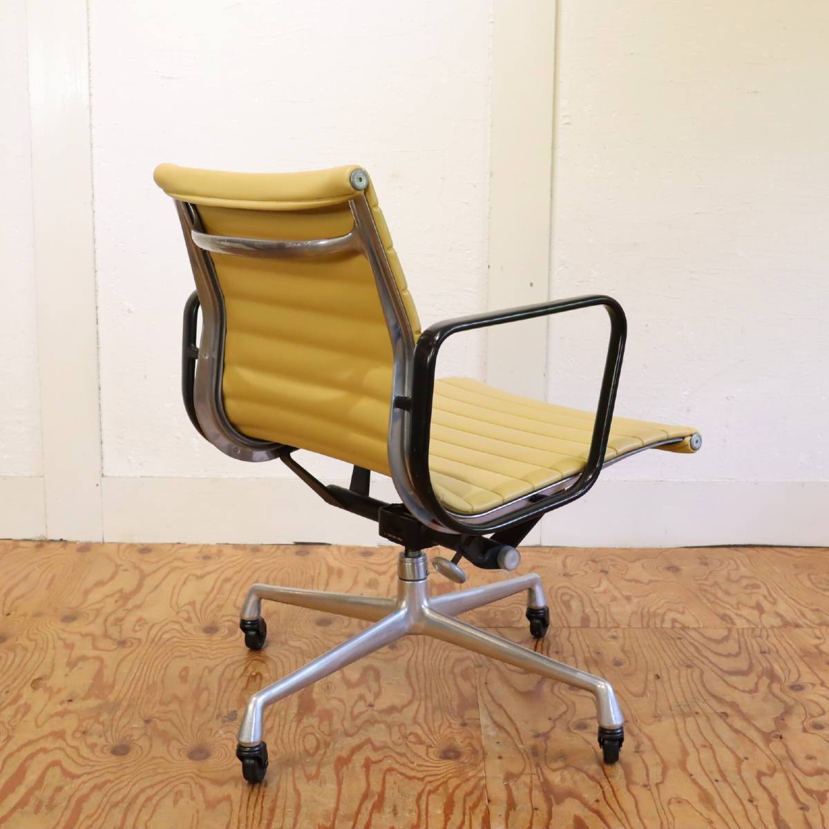 ハーマンミラー / Herman Miller イームズアルミナムグループ マネジメントチェア【1】チャールズ&レイ・イームズ ヴィンテージ