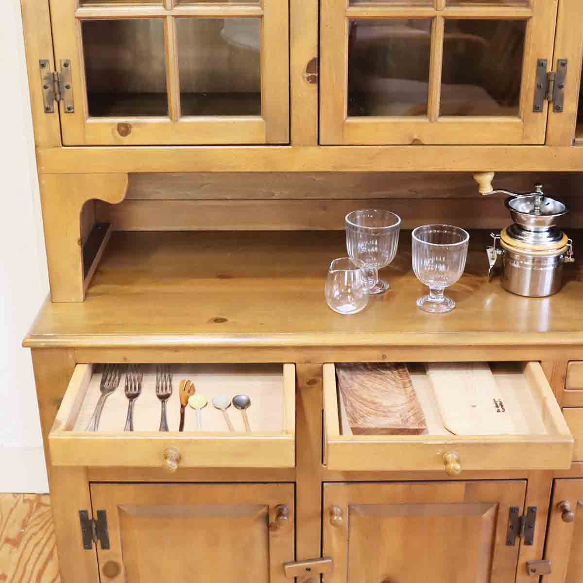 Enfant / アンファン カップボード パイン材 食器棚 希少 中古