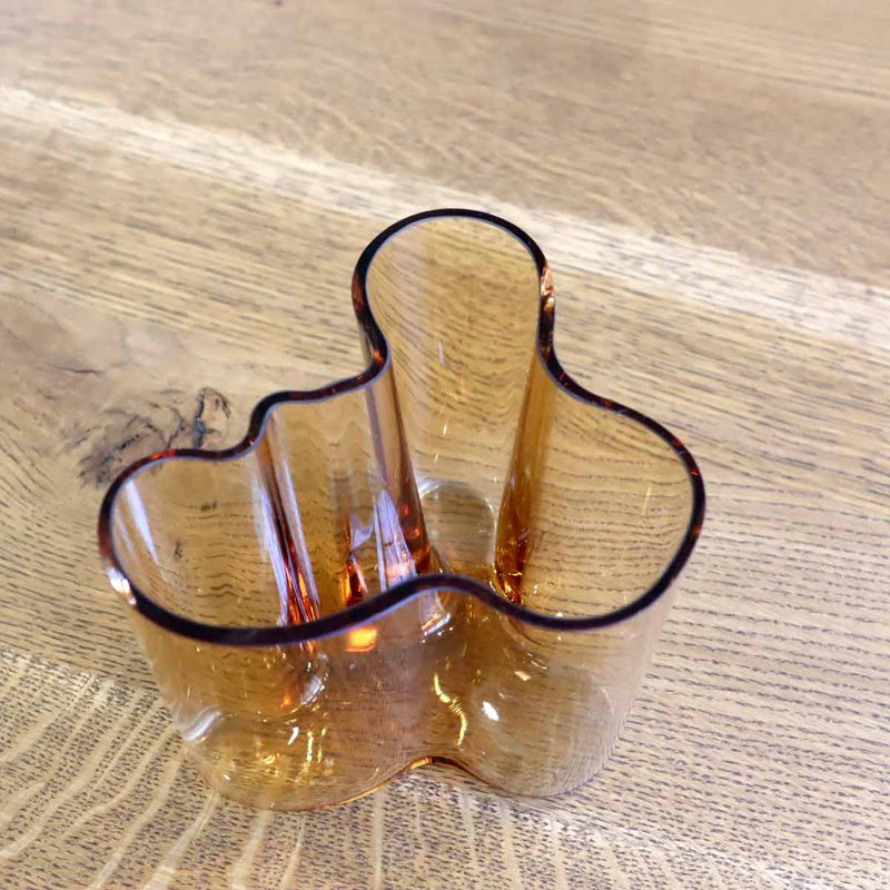 イッタラ / iittala アルヴァ・アアルト コレクションフラワー ベース 12cm デザートカラー 中古