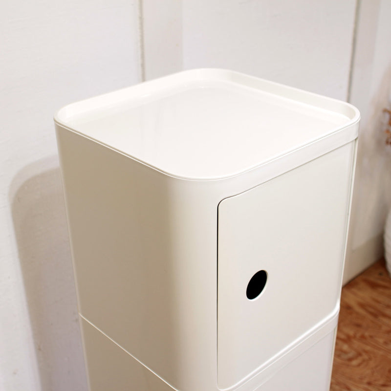 カルテル / Kartell コンポ二ビリ Square Element 3段 / スクエアエレメント３段 ホワイト キャスター付き イタリア製 中古