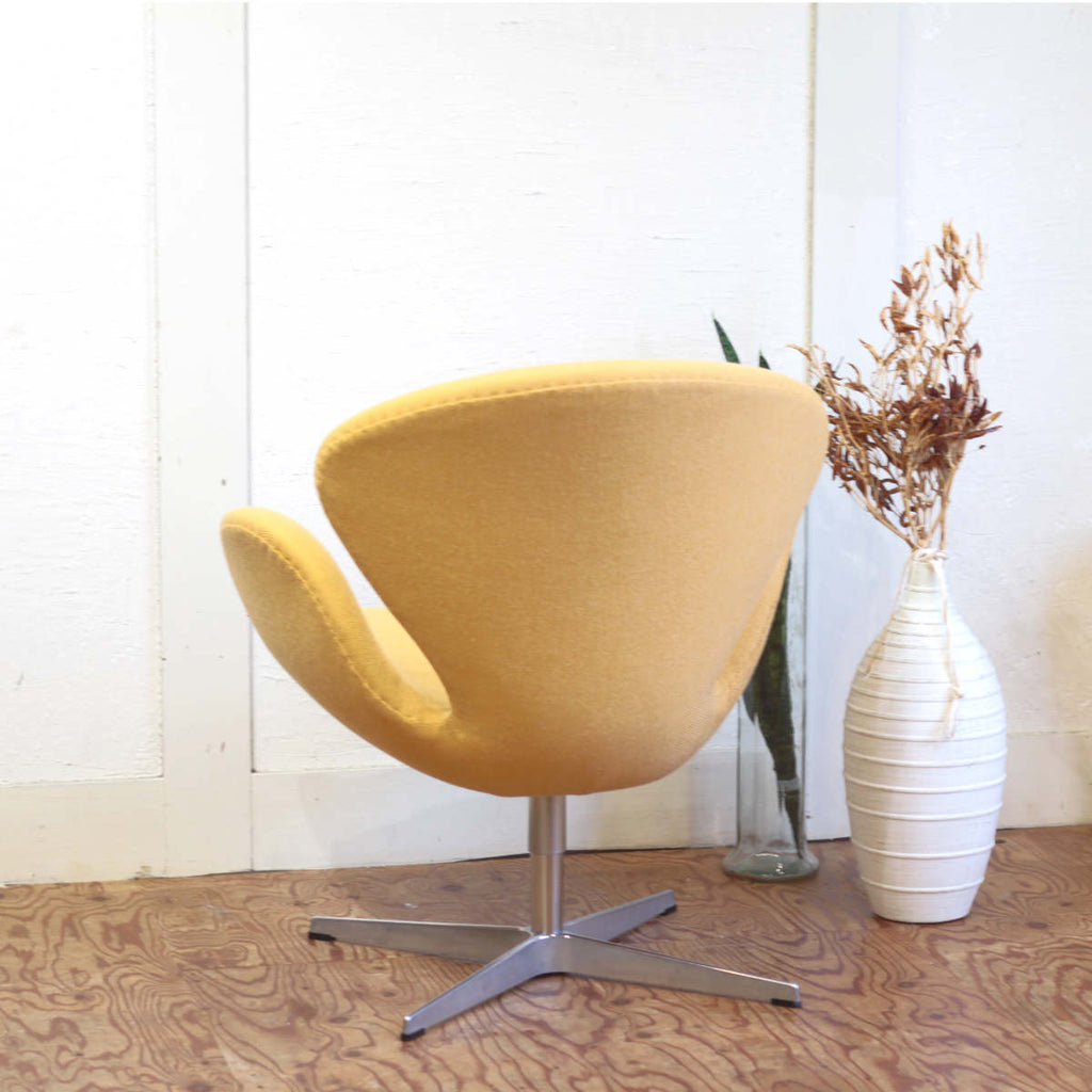 SWAN CHAIR（スワン チェア） / FRITZ HANSEN（フリッツ