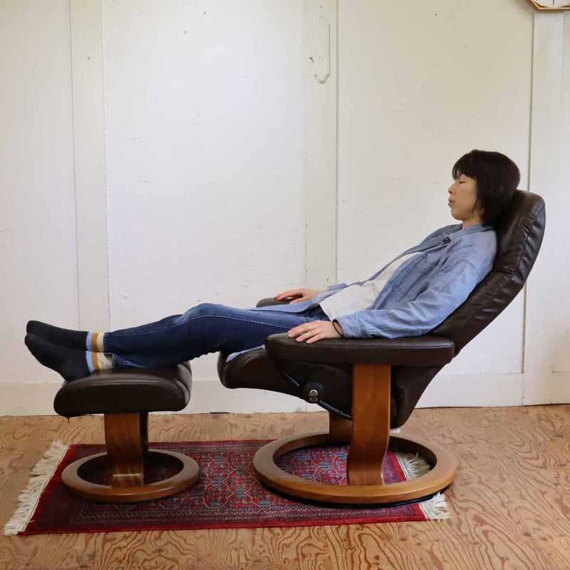 エコーネス / EKORNES コンサルM ストレスレスチェア＆オットマン 本革張り 中古