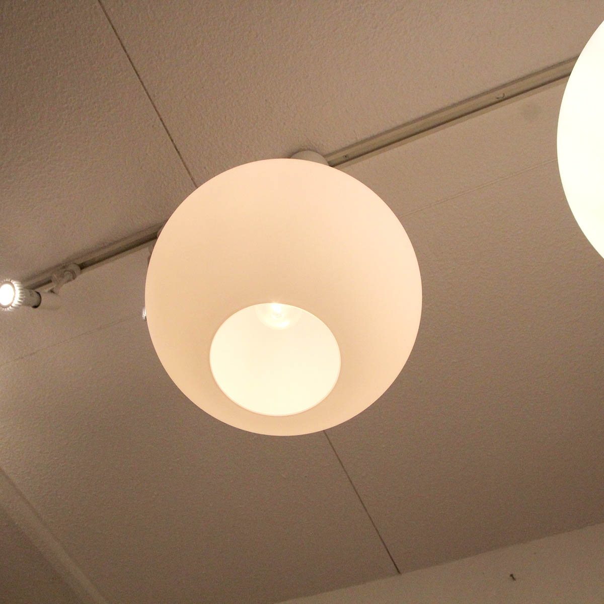 ルイスポールセン / Louis Poulsen ウォラート / Wohlert ペンダントライト 直径30 住宅展示場展示品 中古 ヴィルヘルム・ウォラート