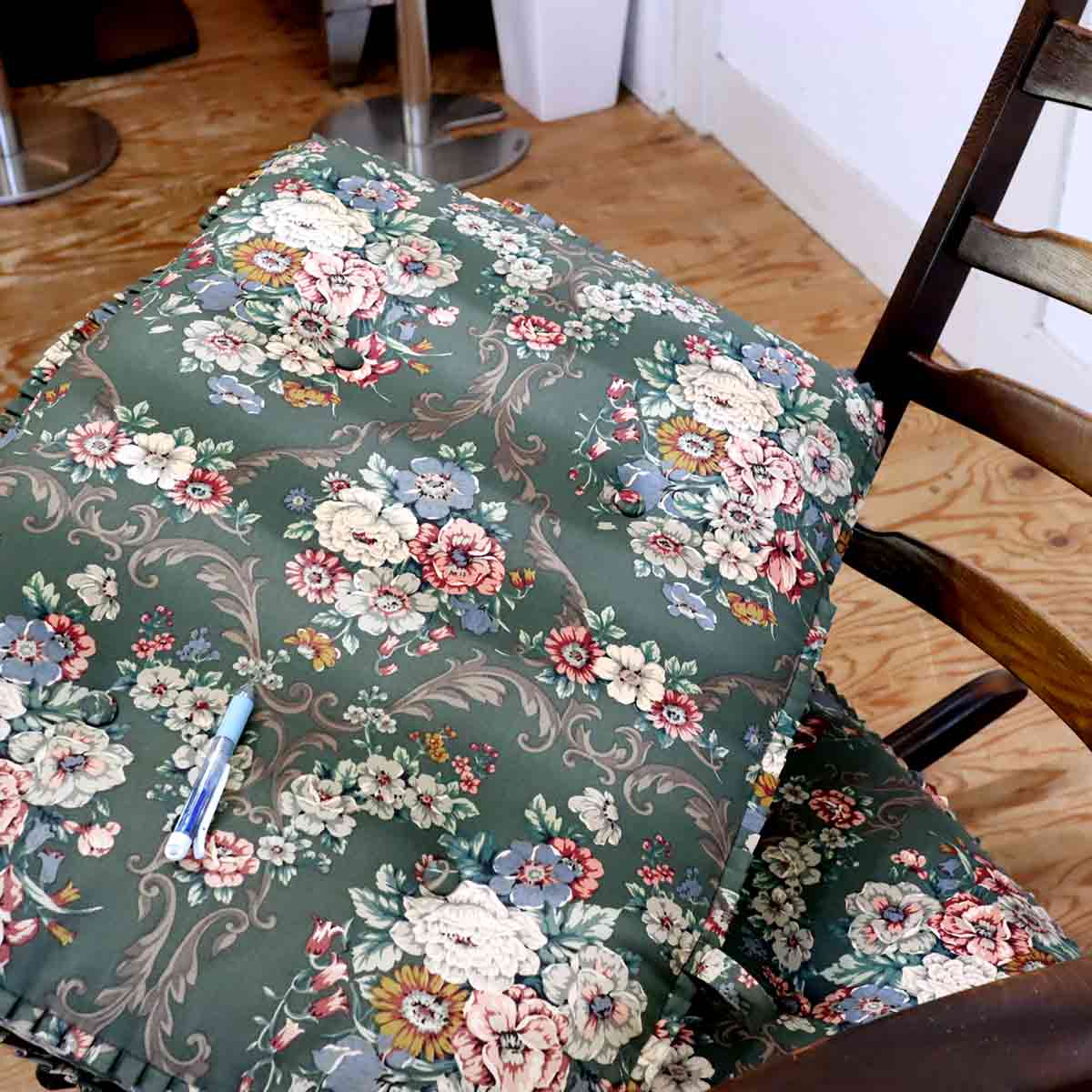 飛騨産業 / HIDA 穂高 ロッキングチェア コットンＧ 中古