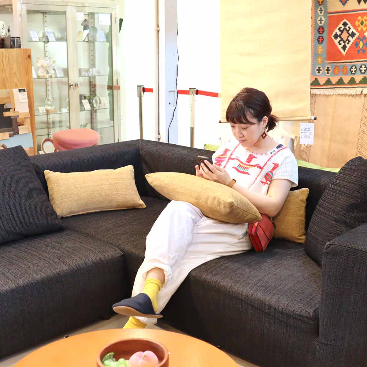 オリジナルクッション リサイクルダウン&フェザー 不要になった羽毛布団から再生した100％リサイクル素材 リバイブモブラープロジェクト 長方形 SDGs