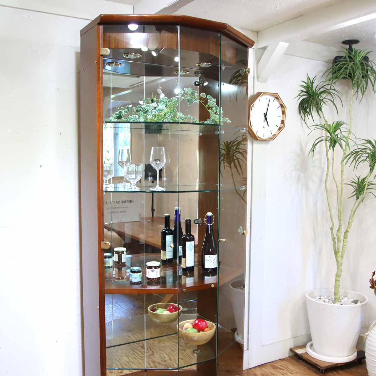 カリモク / karimoku ドマーニ  フォルザ キュリオ  飾り棚   コレクションボード 中古