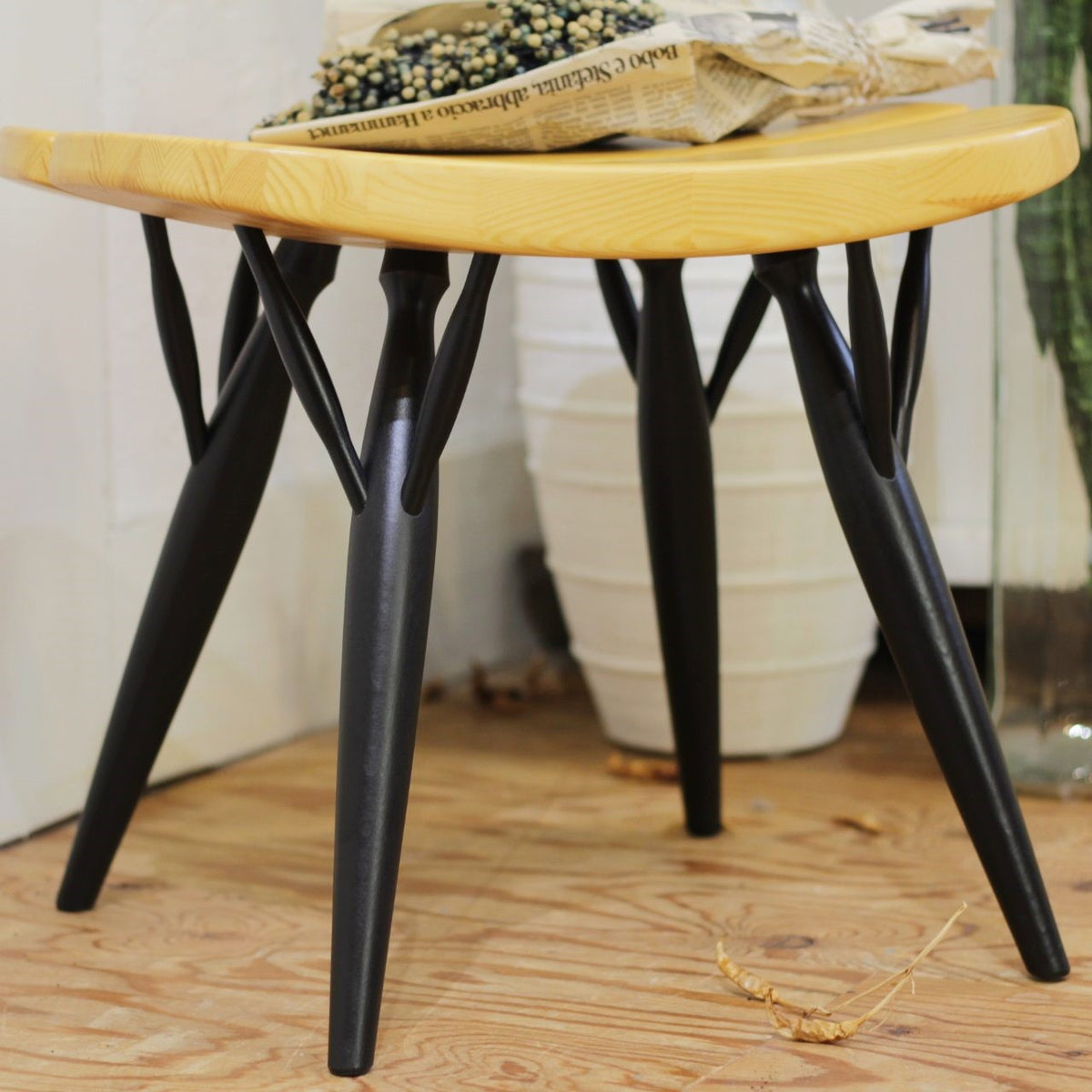 Pirkka (ピルッカ) | Stool | Artek (アルテック)