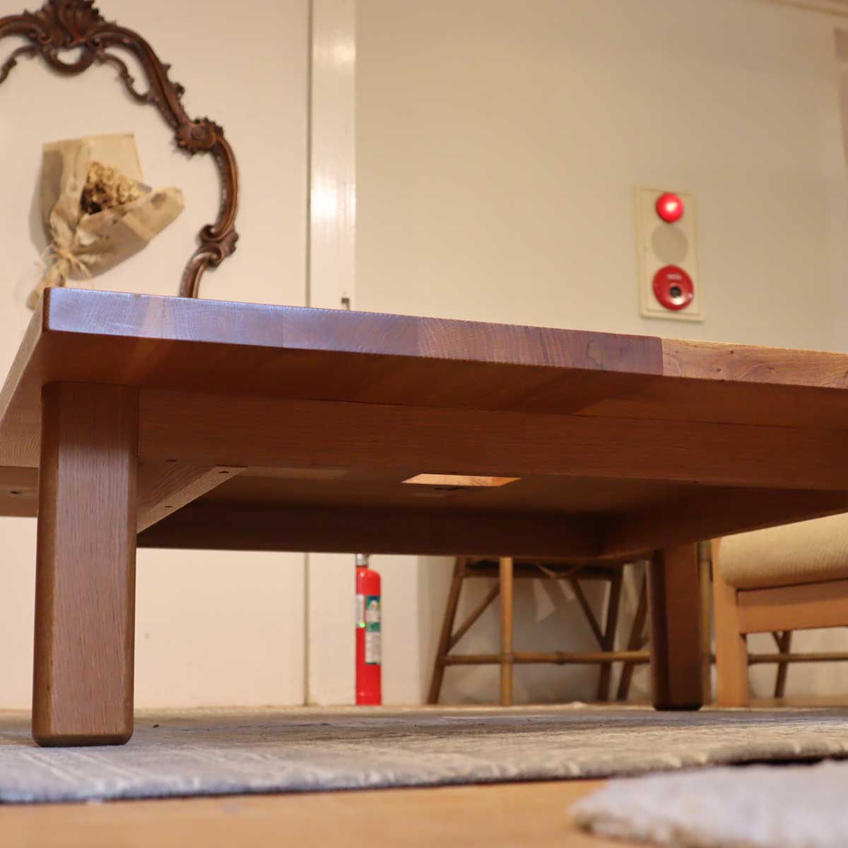 飛騨産業 / HIDA 森のことば 正方形フロアテーブル センターテーブル キツツキ 佐々木敏光 中古
