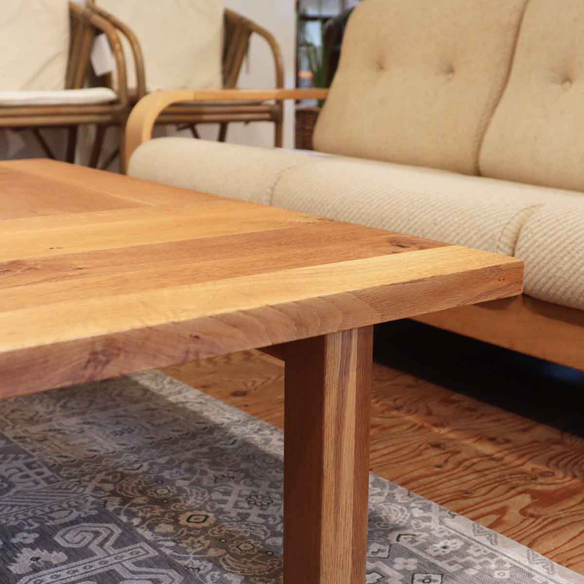 飛騨産業 / HIDA 森のことば 正方形フロアテーブル センターテーブル キツツキ 佐々木敏光 中古
