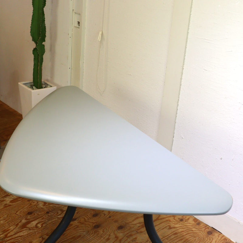 ハーマンミラー / Herman Miller  ぺブル / Pebbleテーブル スクエアパソコンデスク 中古