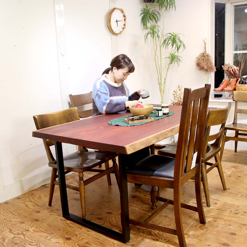 リバイブモブラープロジェクト  パドック 一枚板 無垢材 ダイニングテーブル リメイク家具 再生家具 地球環境にいちばん優しい家具