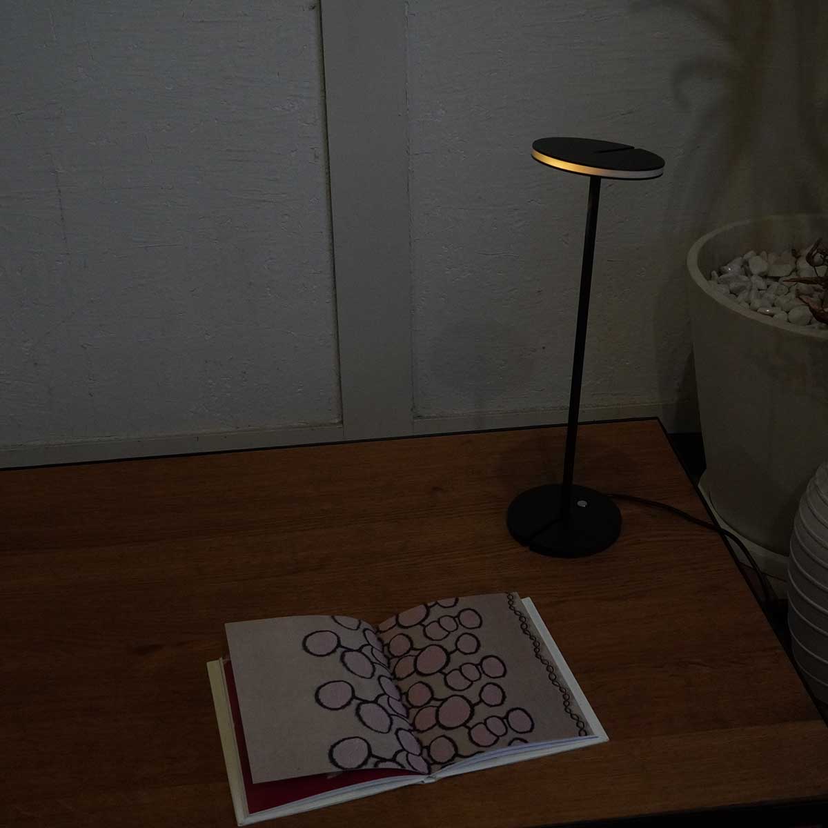 アルテミデ / Artemide イティス / ITIS テーブルランプ タスク アルテミデ / Artemide イティス / ITIS テーブルランプ タスク