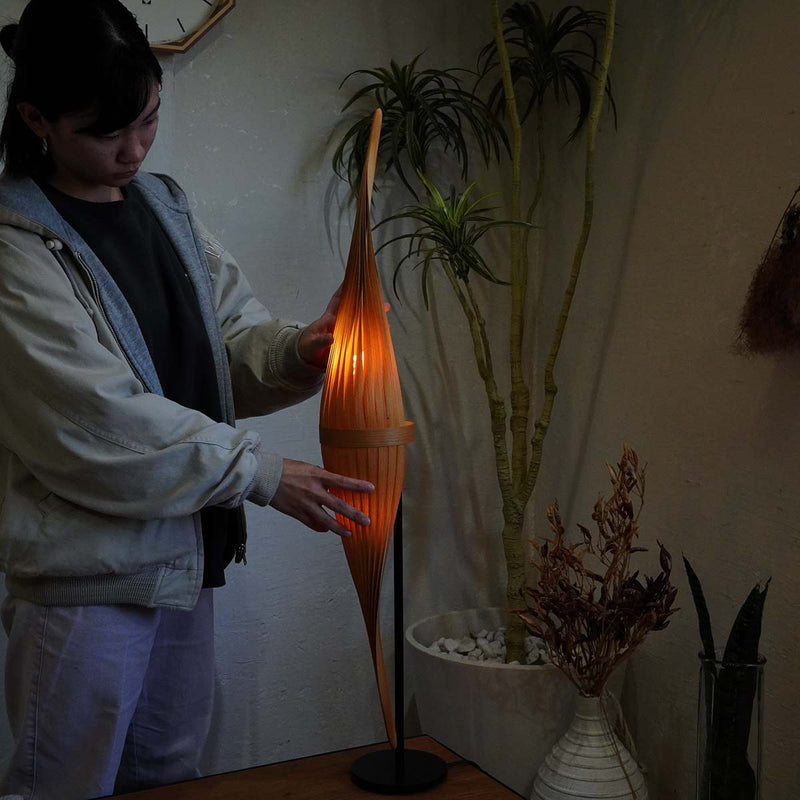 アトリエリベロ / Atelier Libero こもれび komorebi tsi-2 スタンドライト フロアライト 木の照明 展示品