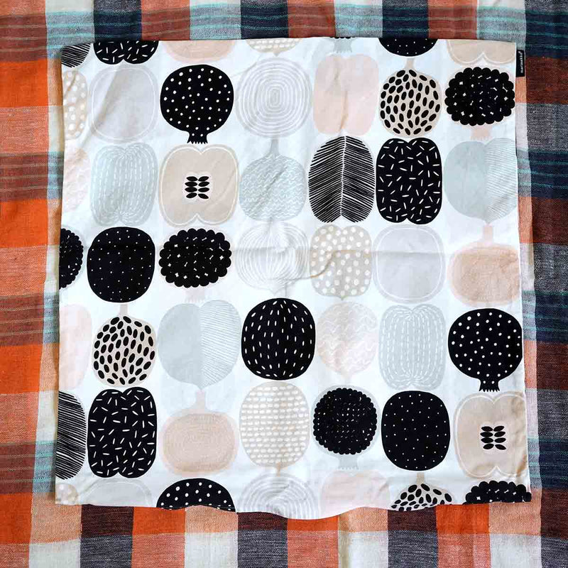 マリメッコ / marimekko コンポッティ / kompotti クッションカバー 中古