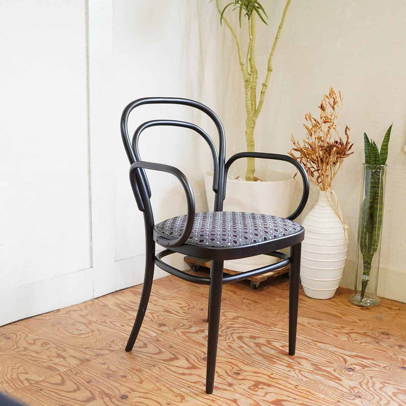 トーネット / THONET 214Fチェア アーム付き 曲木椅子 ベントウッドチェア ミヒャエル・トーネット 中古