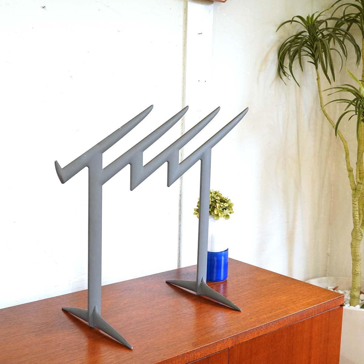 Kartell カルテルマガジンラックイエロー 卸売 通販家具・インテリア - Kartell カルテルマガジンラック