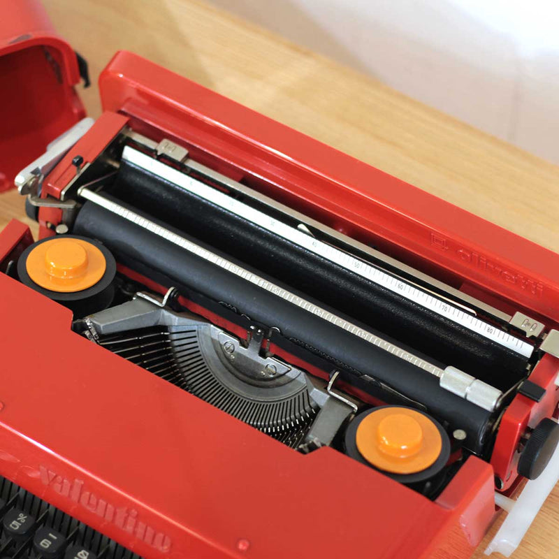 オリベッティ / olivetti バレンタイン タイプライター レトロ エットレ・ソットサス ヴィンテージ