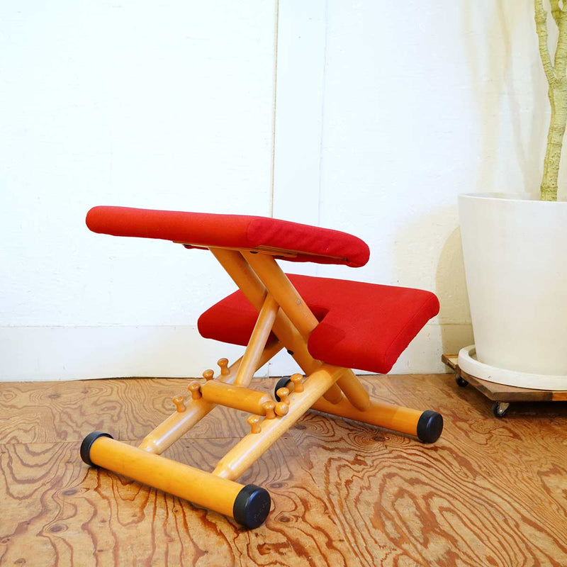 どうぐやの家具STOKKE マルチバランス ヴァリエール varier バランスチェア レッド