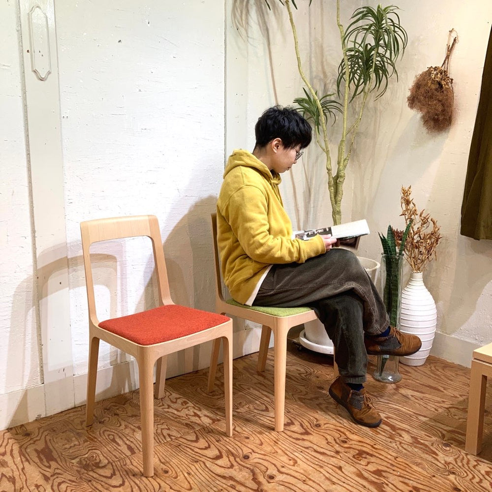 超美品の チェア HIROSHIMA / ヒロシマ maruni / マルニ木工 深澤 Restyle  – ダイニングチェア 名作 赤 中古 展示品 【レッド】 直人 ダイニングチェア