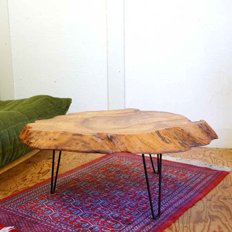 輪切りの立派な一枚板に新品の鉄脚を付けて作ったコーヒーテーブル ローテーブル リバイブモブラープロジェクト