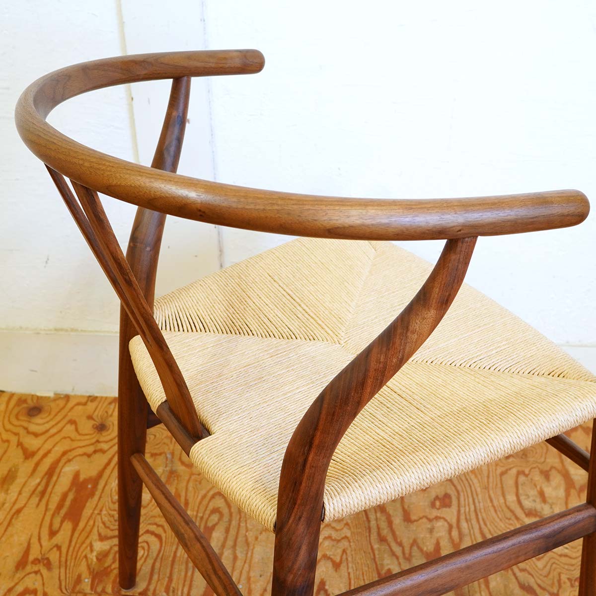 カール・ハンセン＆サン / Carl Hansen ＆ Søn Yチェア CH24 ハンス J. ウェグナー ウォールナット 【16】 中古 展示品
