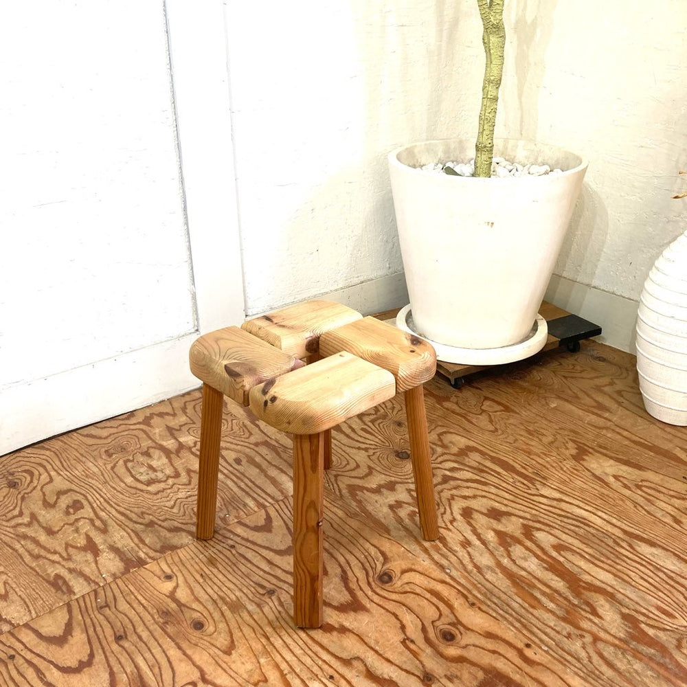 フィンランドヴィンテージ サウナスツール 椅子 パイン材/Pinewood Sauna Stool Finnish Vintage –  FURUICHI/古一