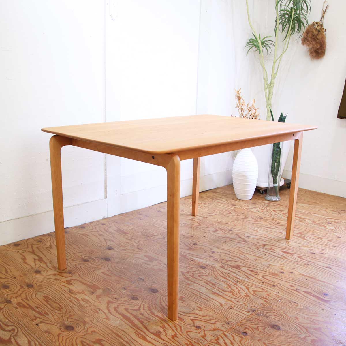 デント / DENTO リッショ / LISCIO ダイニングテーブル 無垢材 未使用品