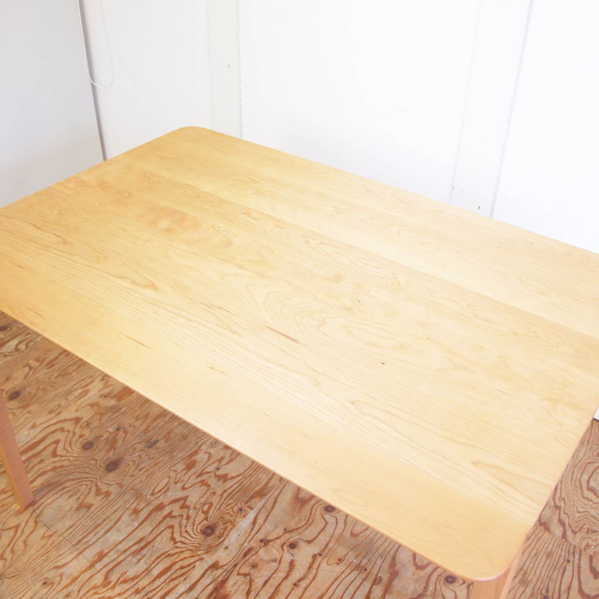 デント / DENTO リッショ / LISCIO ダイニングテーブル 無垢材 未使用品