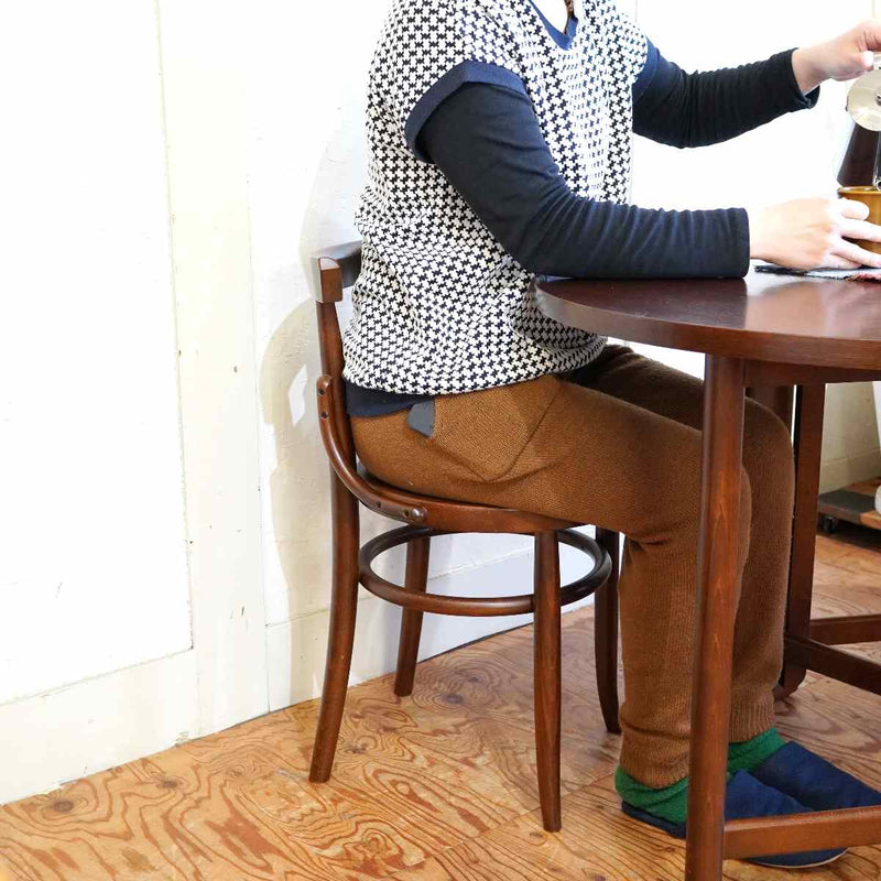トーネットの曲木技術を受け継ぐ日本唯一の専門工房「秋田木工