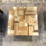 リバイブモブラープロジェクト 不要になった古い家具の木材の細切れから作ったローテーブル スクラップウッドテーブルローテーブル センターテーブル  廃材のアップサイクル SDGs 地球環境にいちばん優しい家具