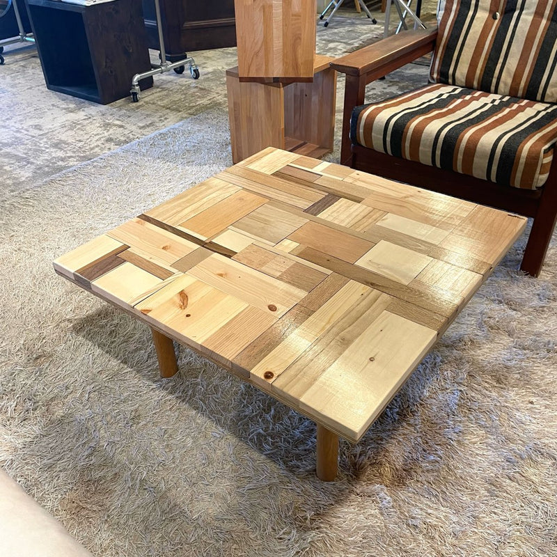 リバイブモブラープロジェクト 不要になった古い家具の木材の細切れから作ったローテーブル スクラップウッドテーブルローテーブル センターテーブル  廃材のアップサイクル SDGs 地球環境にいちばん優しい家具