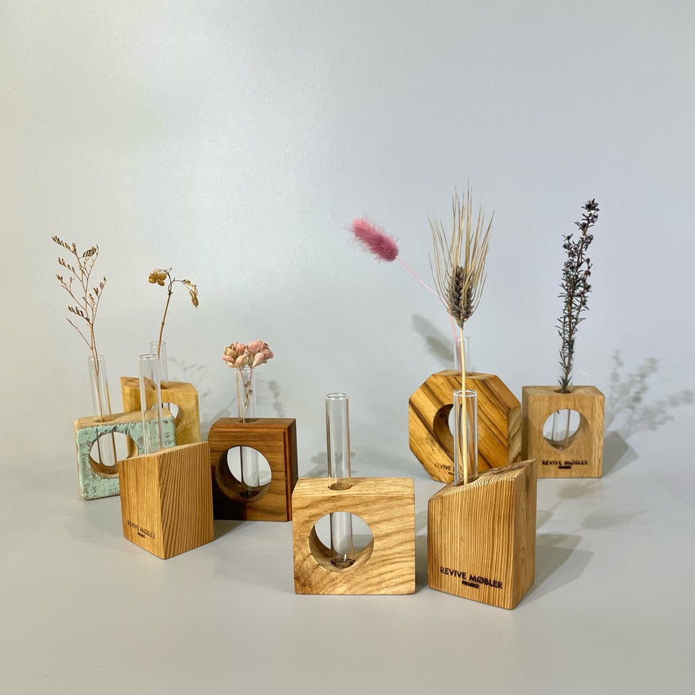 藍彩華 切子 花生 フラワーベース 花びん 花器 伝統工芸 木箱入 【0325】 藍彩華 切子 花生 フラワーベース 花びん 花器 伝統工芸 木箱入 【0325