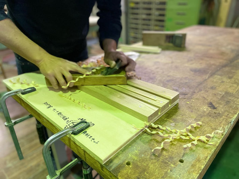 リバイブモブラープロジェクト 不要になった古い家具の木材から 作ったお箸 【スクエア】 スティック 自然塗料箸 リサイクル アップサイクル 地球にやさしい箸