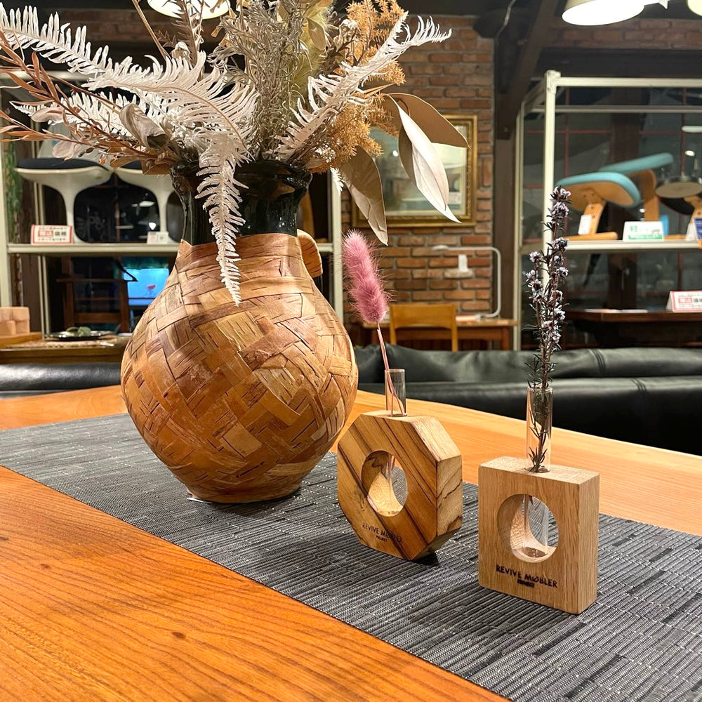 美しい古美術◇蔵からステキな一輪挿しの花瓶が出て来ました。花道具